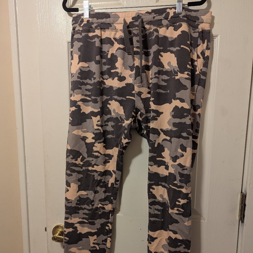 Mono B 2XL  Pink Camo Jogger